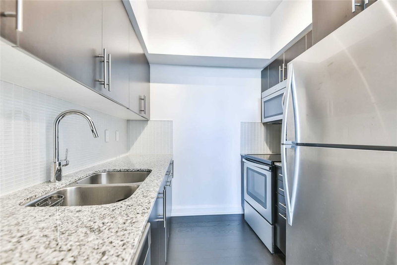 505 - 65 Speers Rd, Oakville, L6K3V5 | Image 2