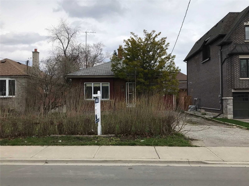 99 Twenty Seventh St, Toronto, M8W2X6 | Image 2