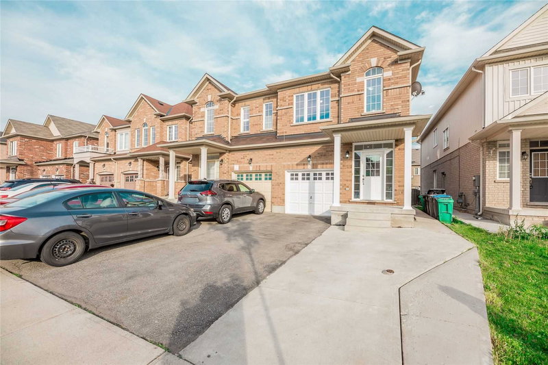 83 Crumlin Cres, Brampton, L6X0Y4 | Image 3