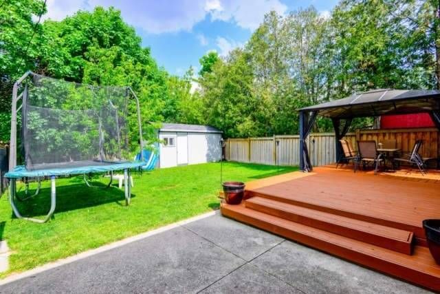 13 Cumberland Dr, Brampton, L5G3M7 | Image 3