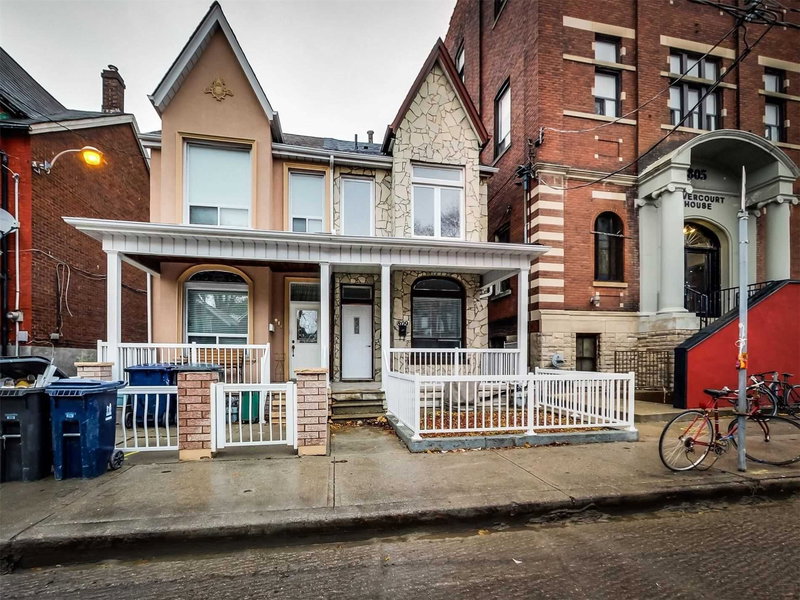 Upper - 809 Dovercourt Rd, Toronto, M6H2X4 | Image 2