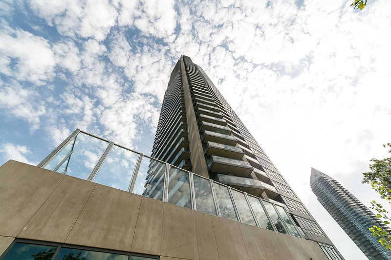 301 - 36 Park Lawn Rd, Toronto, M8Y3H8 | Image 3