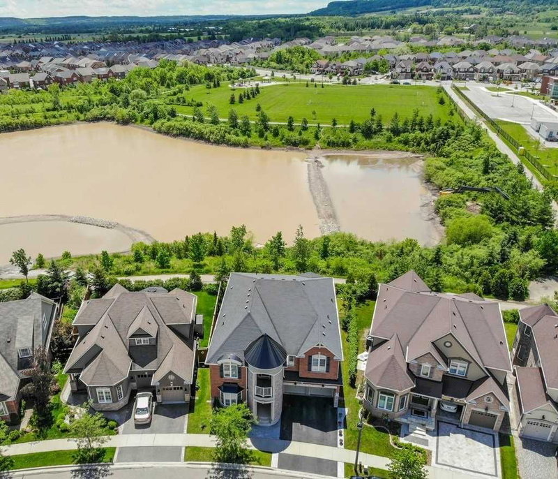 419 Wettlaufer Terr, Milton, L9T7N4 | Image 3