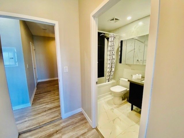 602 - 360 Square One Dr, Mississauga, L5B 0E6 | Image 3