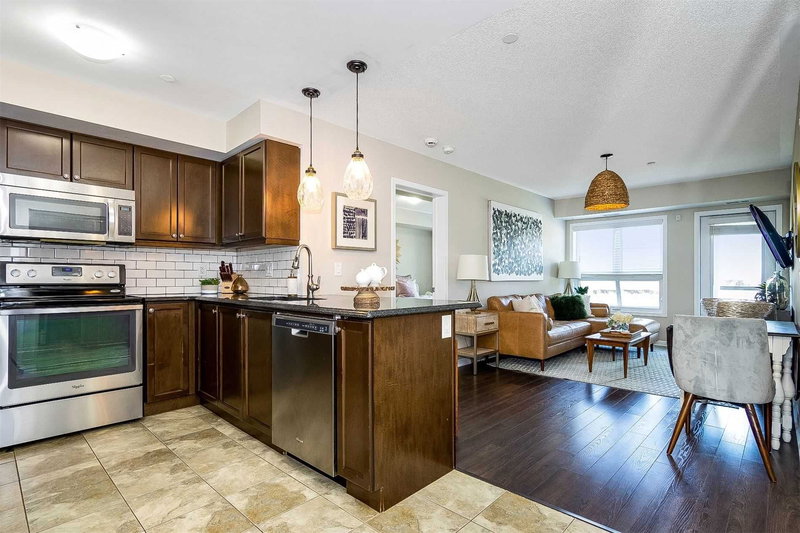 106 - 1045 Nadalin Hts, Milton, L9T 8R5 | Image 3