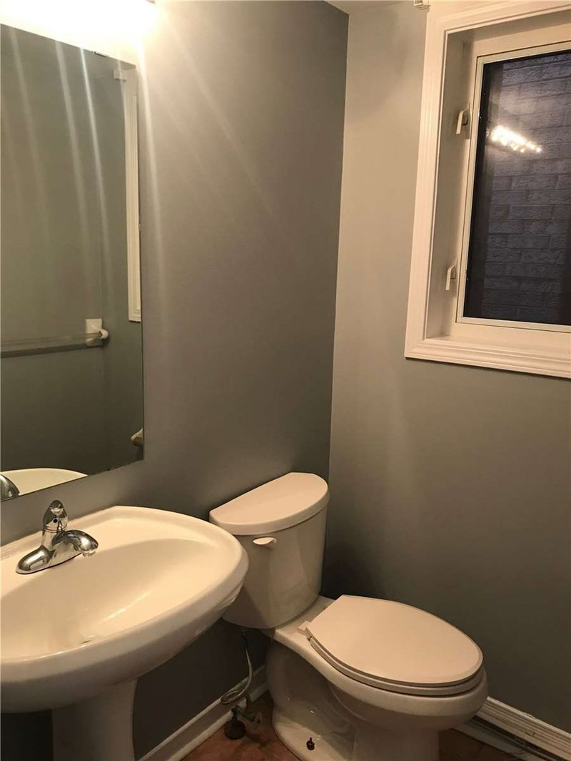 25 Tinsmith St, Brampton, L7A1N1 | Image 2