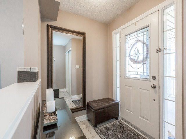 Semi-Detached House sold at 3653 Partition Road, Mississauga, Ontario, L5N8P4 - Lisgar - MLS: W4800935