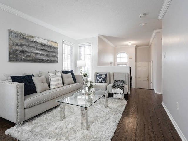 45 Vintage Gate, Brampton, L6X5C3 | Image 3