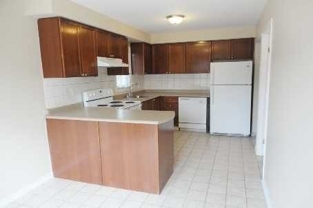 110 Springview Dr, Brampton, L6X4L1 | Image 3