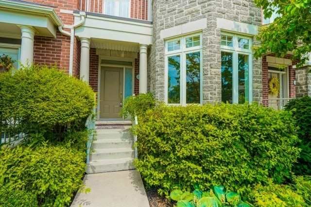 115 St Lawrence Dr, Mississauga, L5G4V2 | Image 2