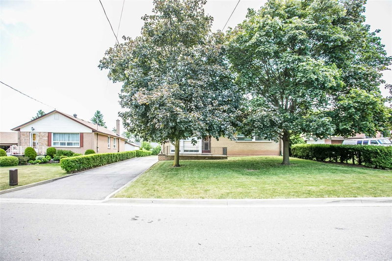 19 Maldaver Ave, Mississauga, L5M1W4 | Image 3