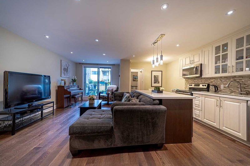 112 - 2095 Roche Crt, Mississauga, L5K2C8 | Image 2