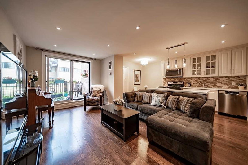 112 - 2095 Roche Crt, Mississauga, L5K2C8 | Image 3