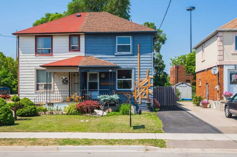 14 Manitoba St, Toronto, M8Y1C7 | Image 2