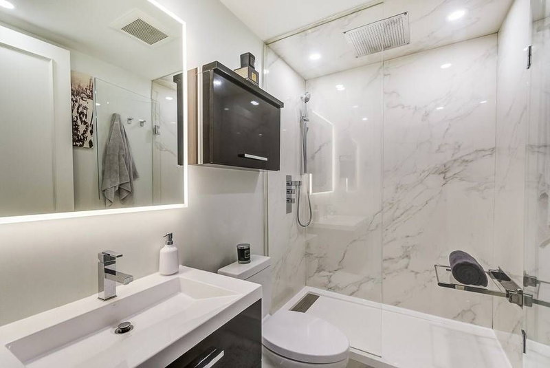 2128 - 165 Legion Rd N, Toronto, M8Y0B3 | Image 3