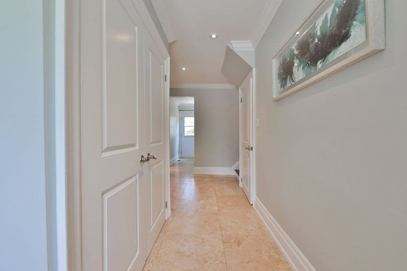 2590 Bromsgrove Rd, Mississauga, L5J1M2 | Image 3