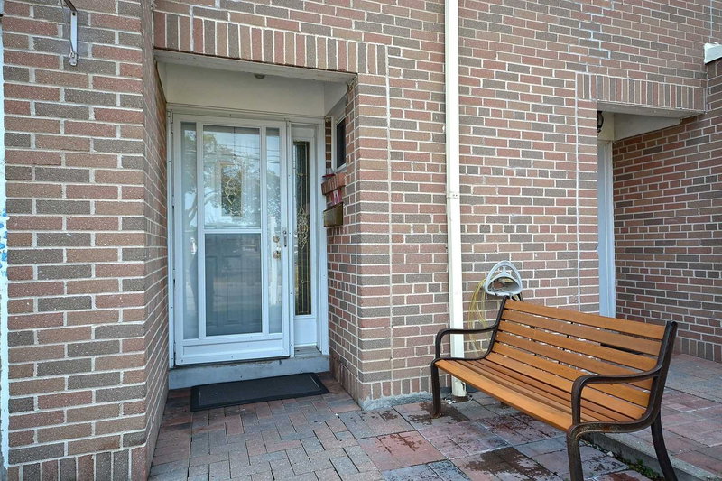 47 - 7255 Dooley Dr, Mississauga, L4T2S7 | Image 2