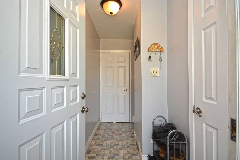 47 - 7255 Dooley Dr, Mississauga, L4T2S7 | Image 3