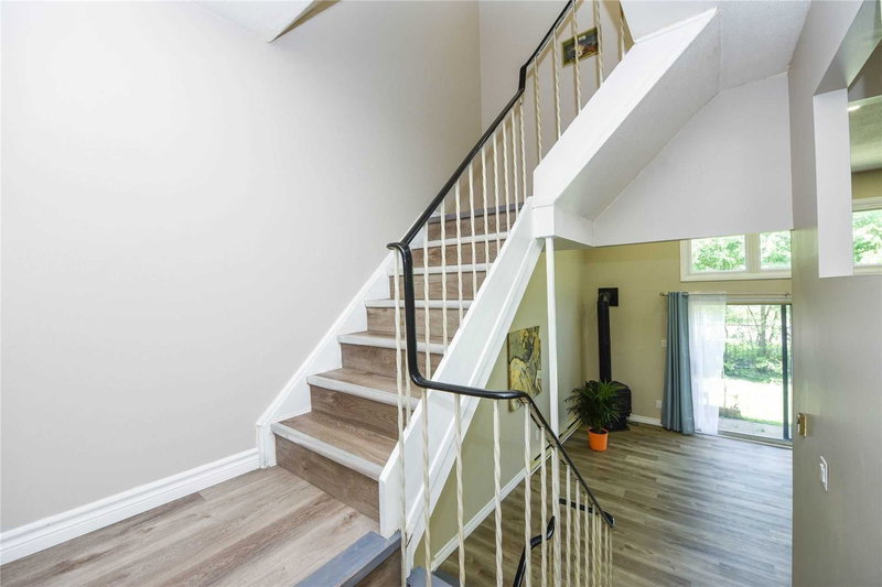 23 - 23 Mccallum Crt, Brampton, L6W3M4 | Image 3