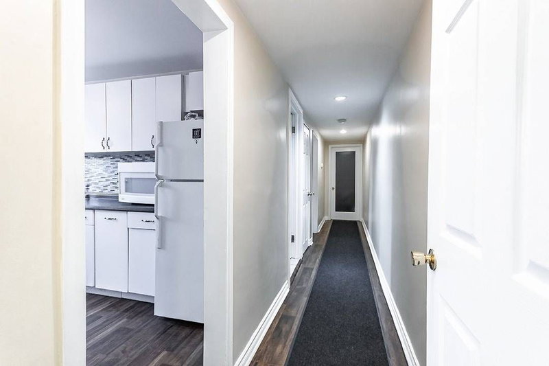 723 Lakeshore Rd E, Mississauga, L5G1J7 | Image 3