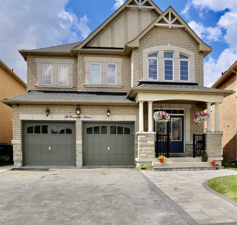 38 Riverglen St, Brampton, L6P3C1 | Image 2