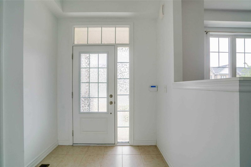 264 Inspire Blvd, Brampton, L6R3X9 | Image 2