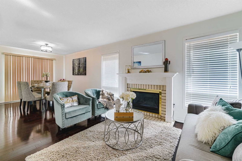 54 Sahara Tr, Brampton, L6R1P3 | Image 2