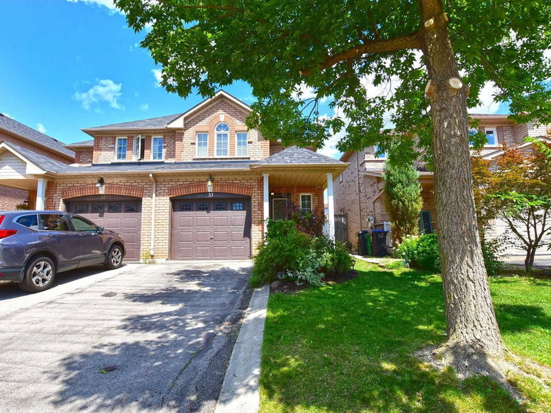 33 Coppermill Dr, Brampton, L6R1L6 | Image 3