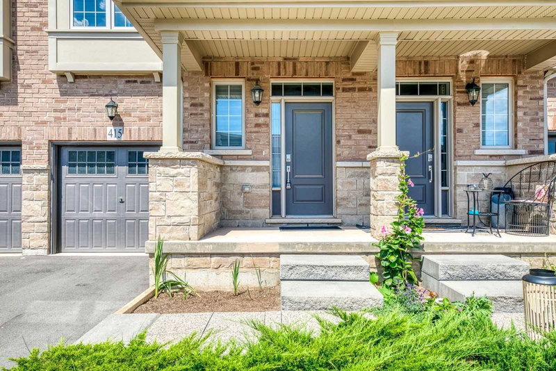415 Wheat Boom Dr, Oakville, L6H 0R3 | Image 3