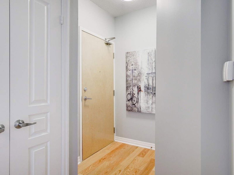 Room1