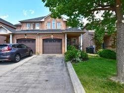 33 Coppermill Dr, Brampton, L6R1L6 | Image 2
