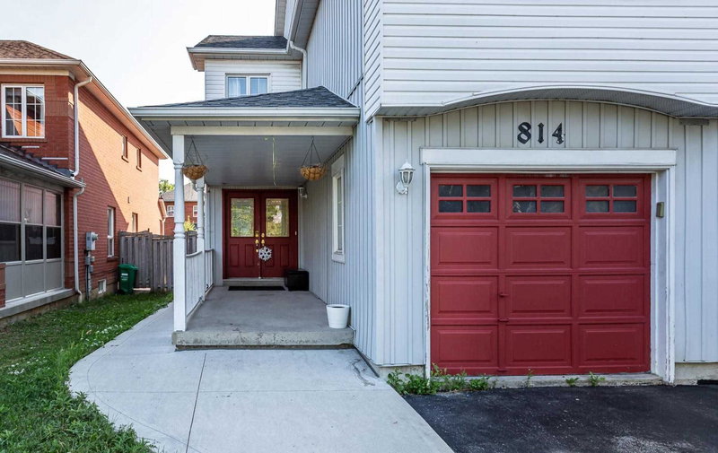814 Golden Farmer Way, Mississauga, L5W1A7 | Image 2