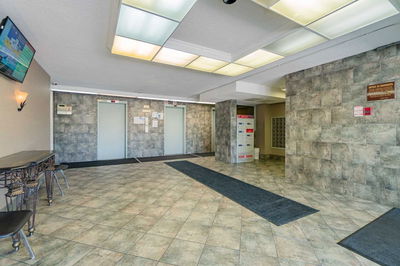 Unit 1910 — 17 Knightsbridge Rd, Brampton - Queen Street Corridor image-0-3