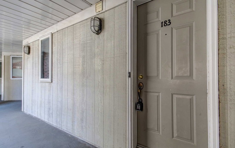 183 - 103 Bristol Rd E, Mississauga, L4Z3P6 | Image 2