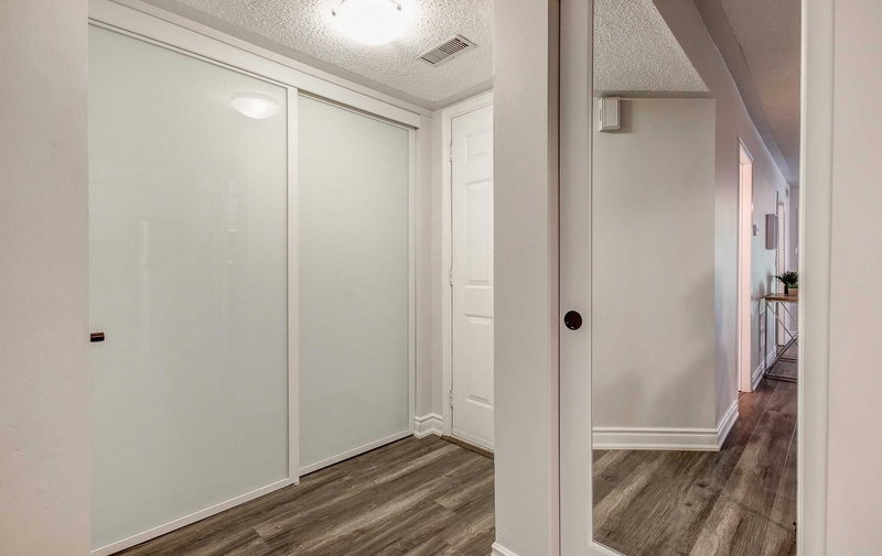 183 - 103 Bristol Rd E, Mississauga, L4Z3P6 | Image 3