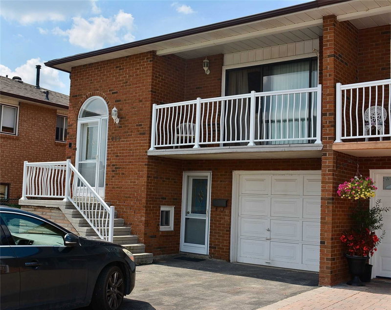 114 Sentinel Rd, Toronto, M3J1S9 | Image 2