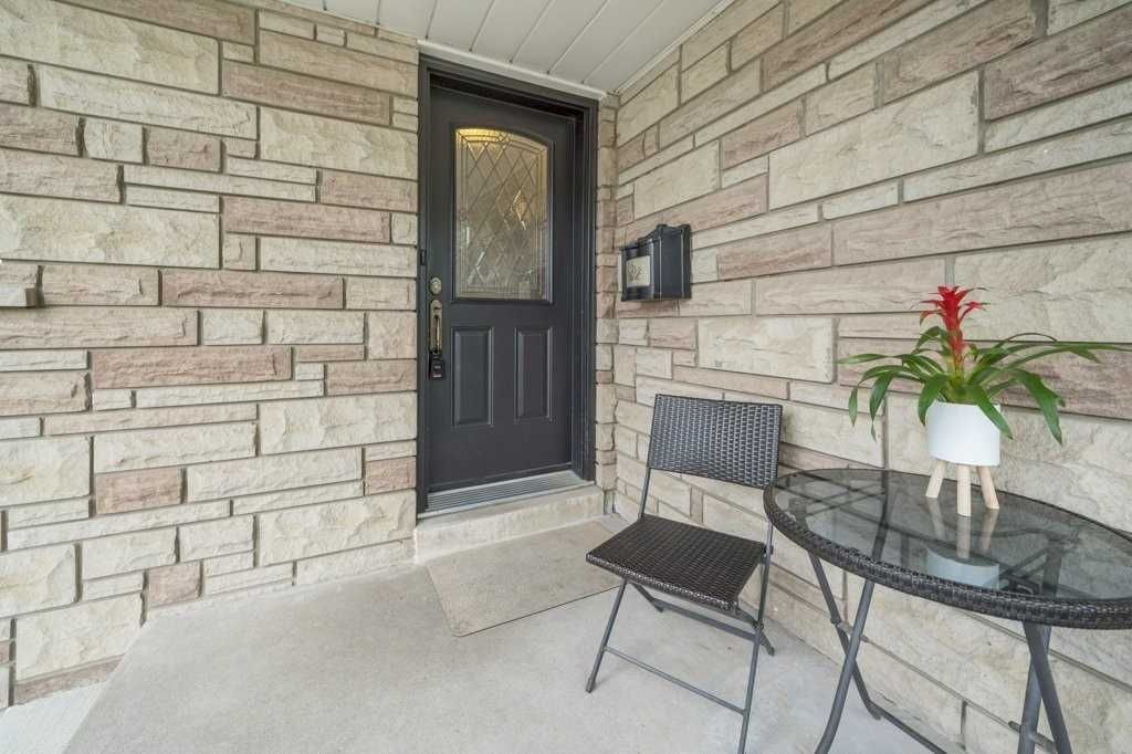 Detached House sold at 231 Elizabeth Street, Brampton, Brampton South, L6Y1S2 - MLS: W4867433