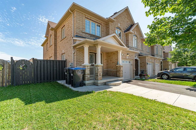 95 Cedarbrook Rd, Brampton, L6R0W5 | Image 2