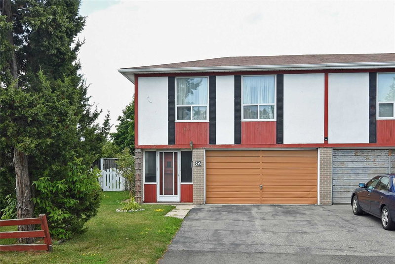 82 Griselda Cres, Brampton, L6S1M3 | Image 2