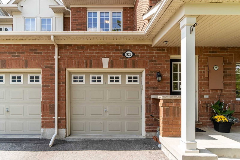 926 Thompson Rd S, Milton, L9T0L7 | Image 2