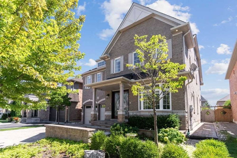 3322 Fox Run Circ, Oakville, L6L6W4 | Image 2