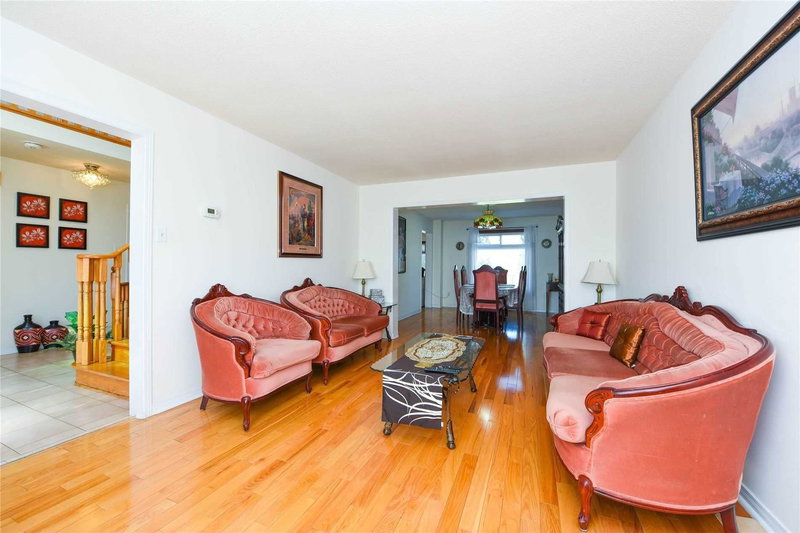 20 Plover Pl, Brampton, L6W4C5 | Image 3