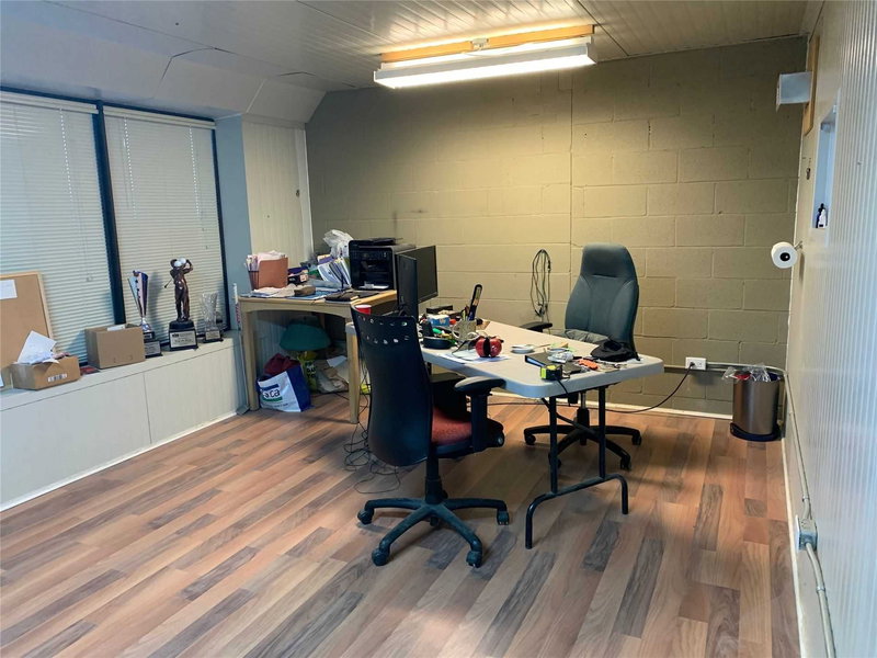 12 - 70 Delta Park Blvd, Brampton, L6T5E9 | Image 3