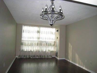 Unit 701 — 250 Webb Dr, Mississauga - City Centre image-0-2