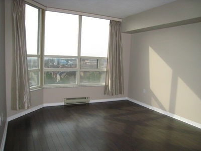 Unit 701 — 250 Webb Dr, Mississauga - City Centre image-0-3