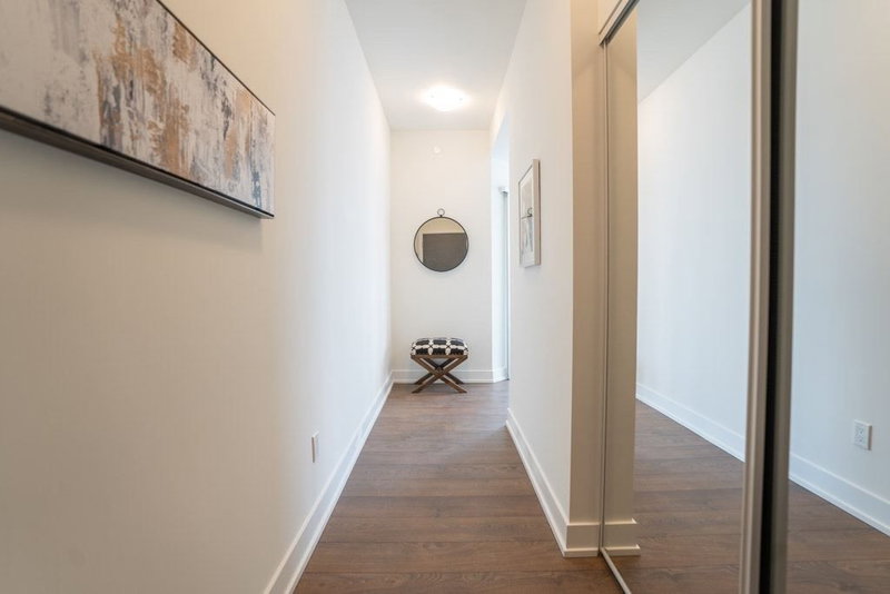 4402 - 7 Mabelle Ave, Toronto, M9A4X7 | Image 2