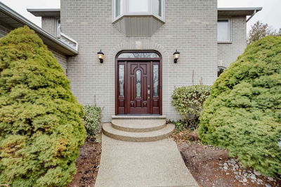 1418 Helen Crt, Oakville - Bronte East image-0-1