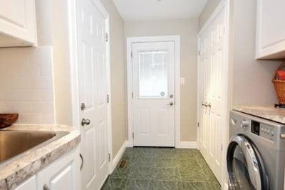 1418 Helen Crt, Oakville - Bronte East image-0-3