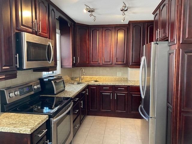 Upper - 233 Beta St, Toronto, M8W4H7 | Image 2