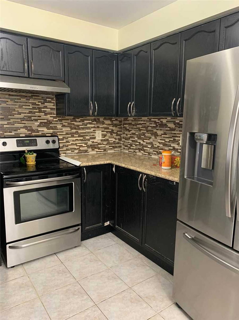 45 Roadmaster Lane, Brampton, L7A3A7 | Image 2